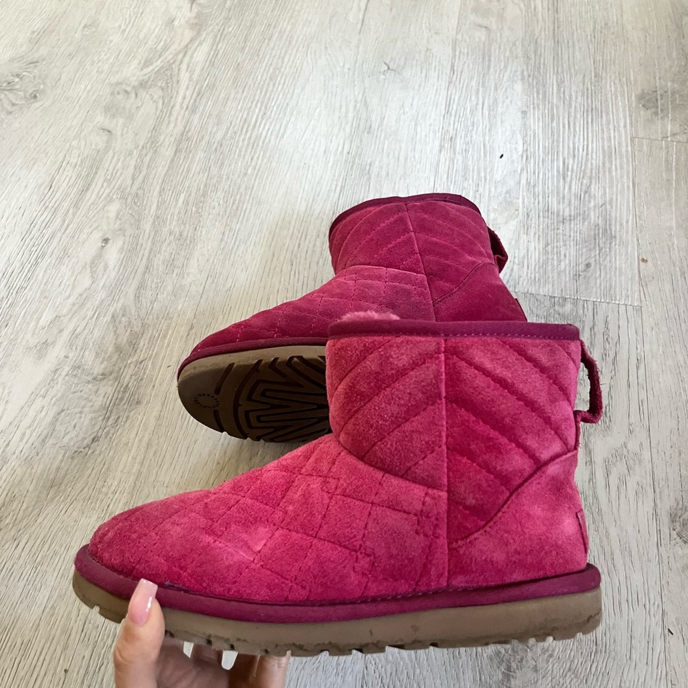 UGG Cranberry Boots - Picture 2 of 2